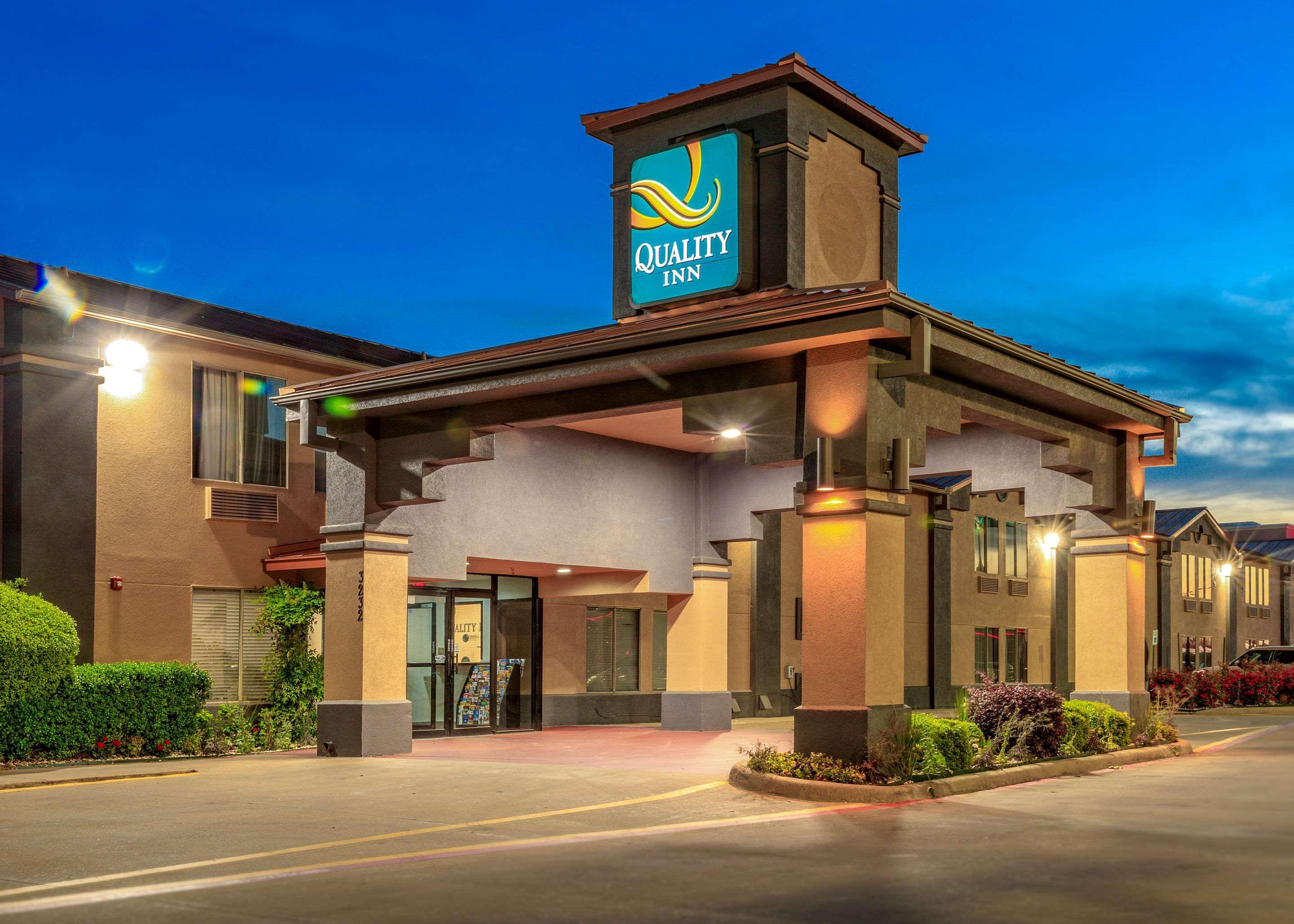 Quality Inn Forest Hill - Fort Worth South Exteriör bild