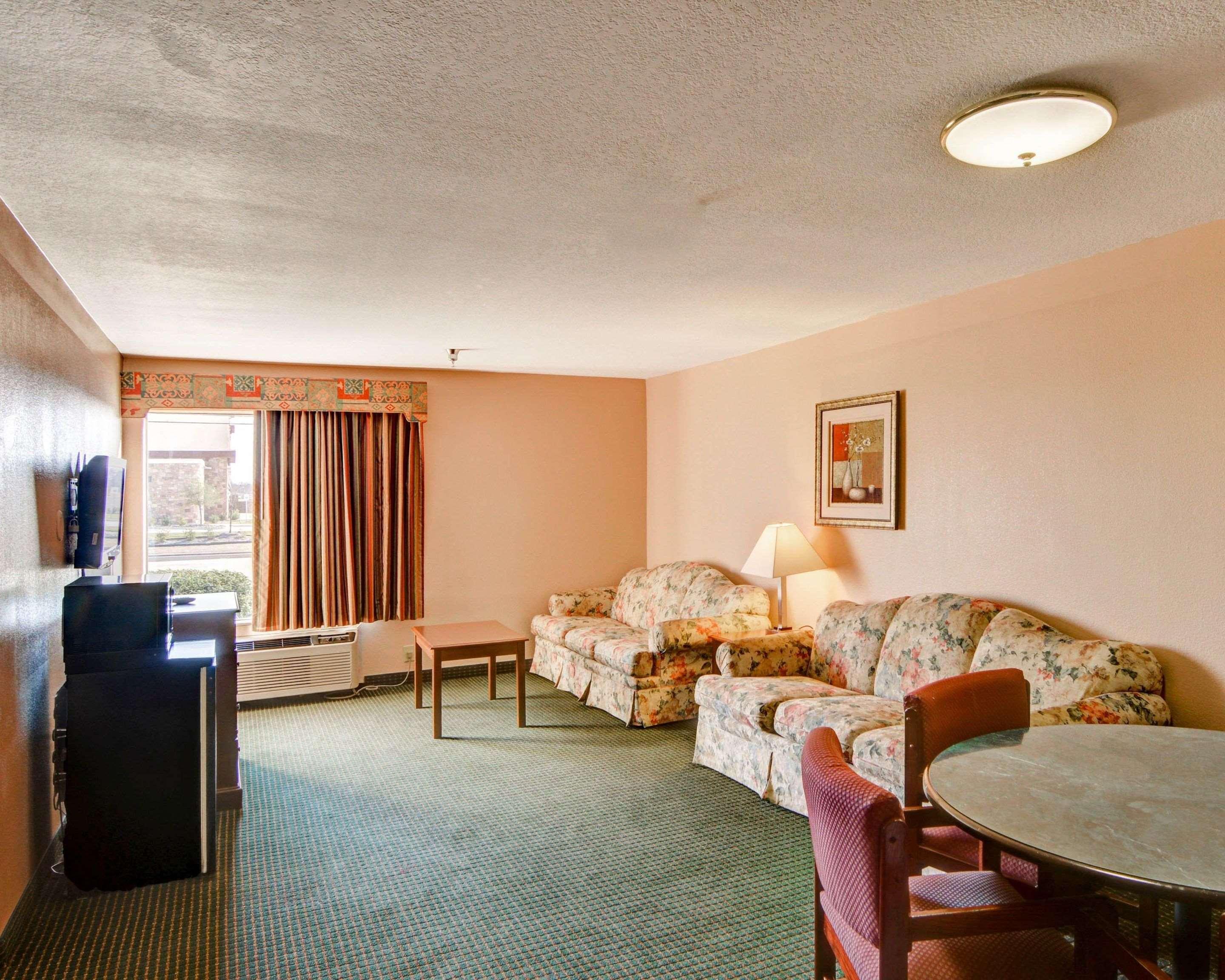 Quality Inn Forest Hill - Fort Worth South Exteriör bild